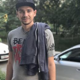 Молодой парень ищу девушку любого возраста для секса в Туле Молодой парень ищу девушку любого возраста для секса в Туле